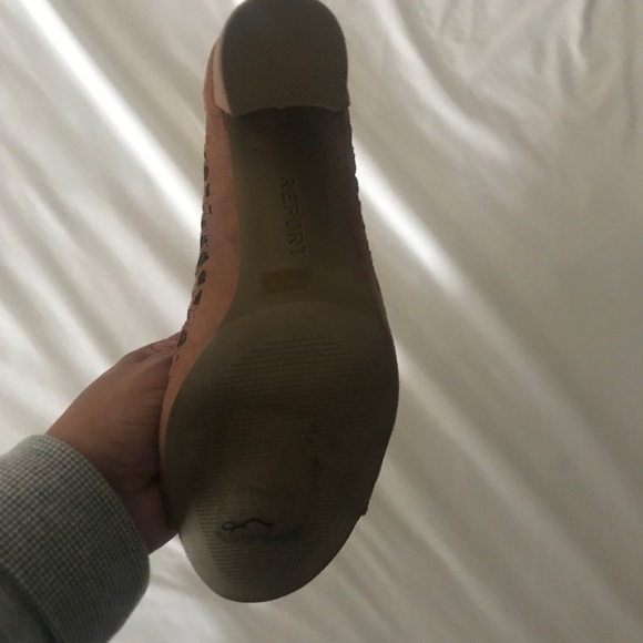 Heels - Picture 5 of 6